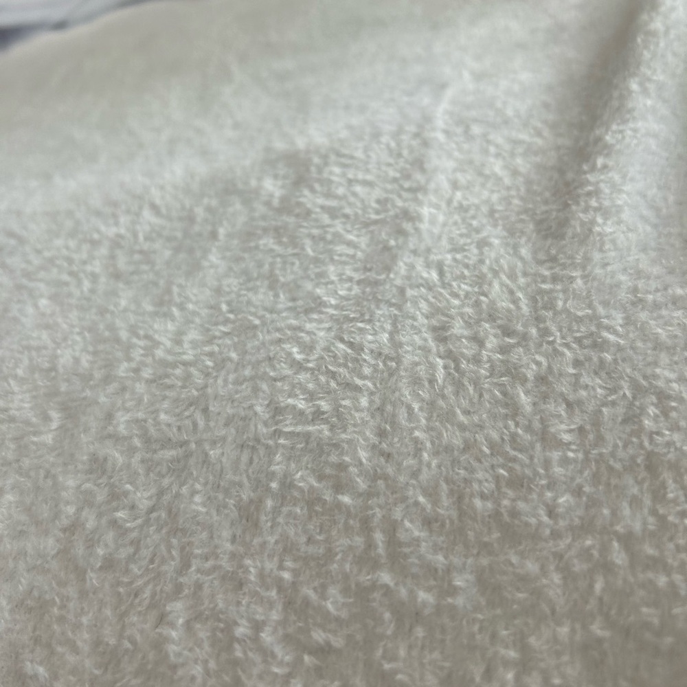 New Bathrobe - Picture 9 of 10